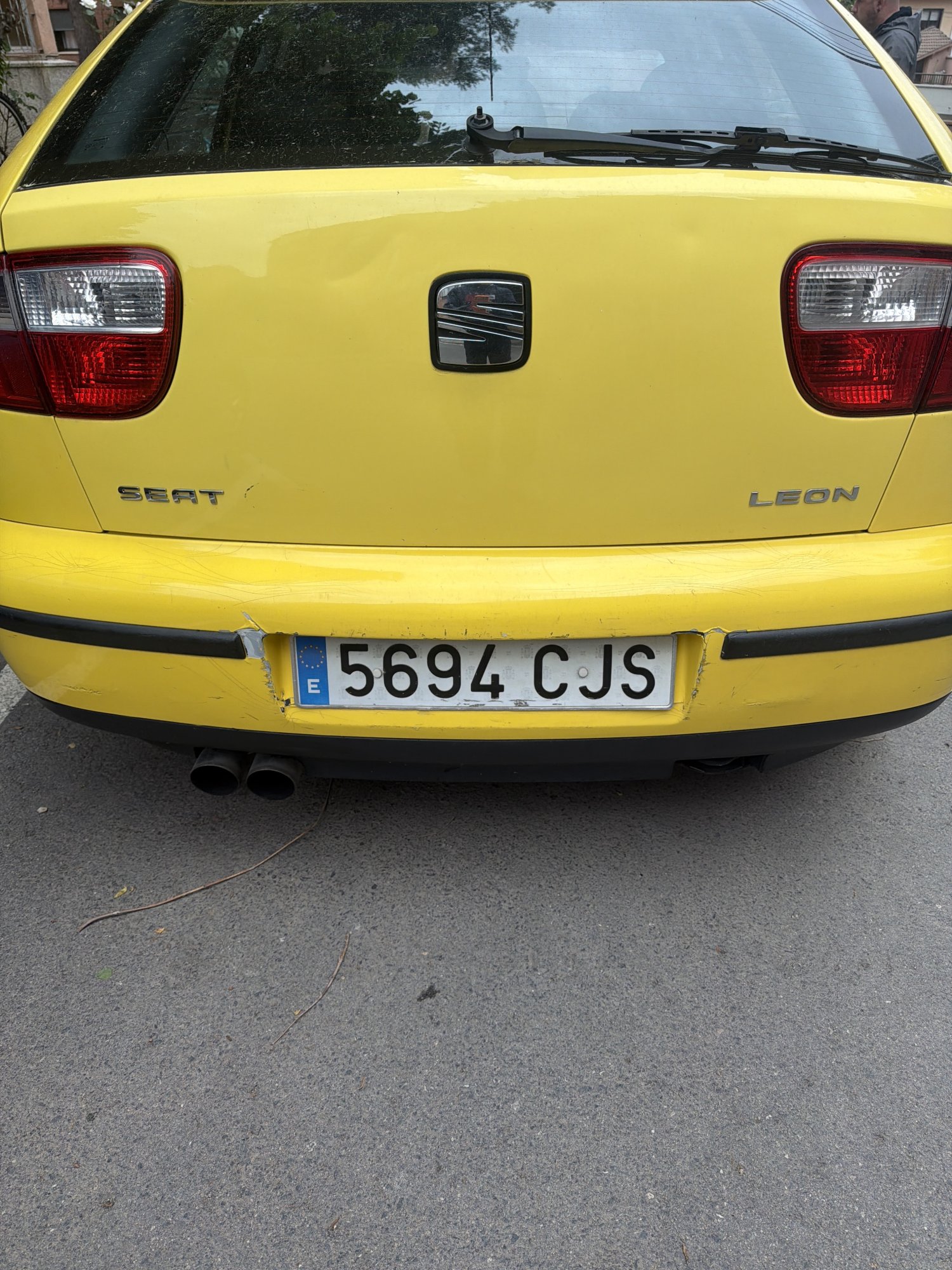 Registreringsnumret 5694CJS har SEAT LEON