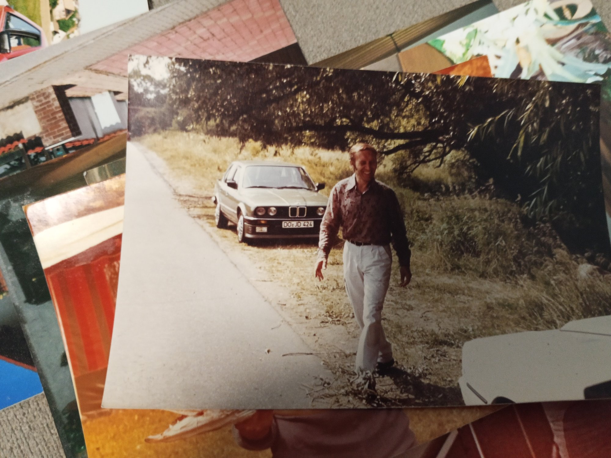 Numer rejestracyjny DOJO24 posiada BMW 