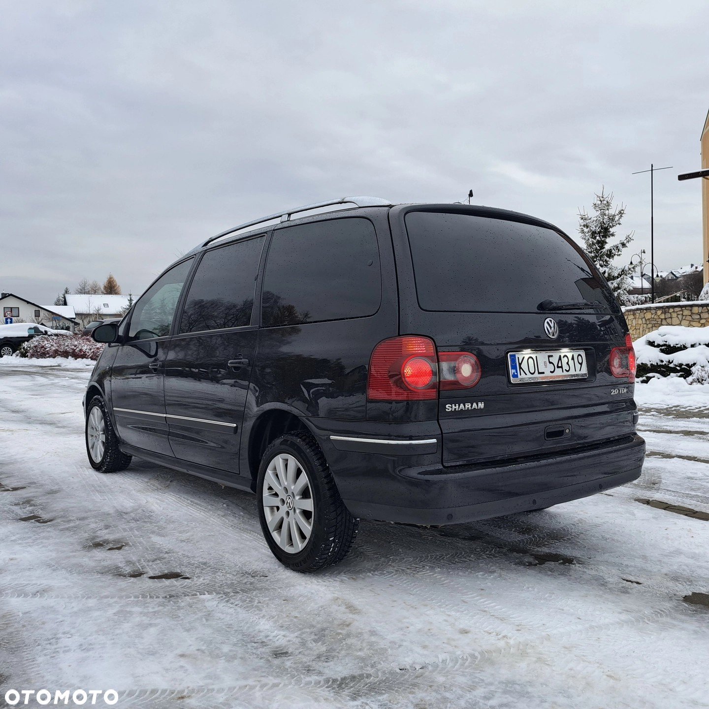Numer rejestracyjny KOL 54319 posiada VOLKSWAGEN Sharan GP 2.0 TDI MR`05 E4 Trendline - KOL54319