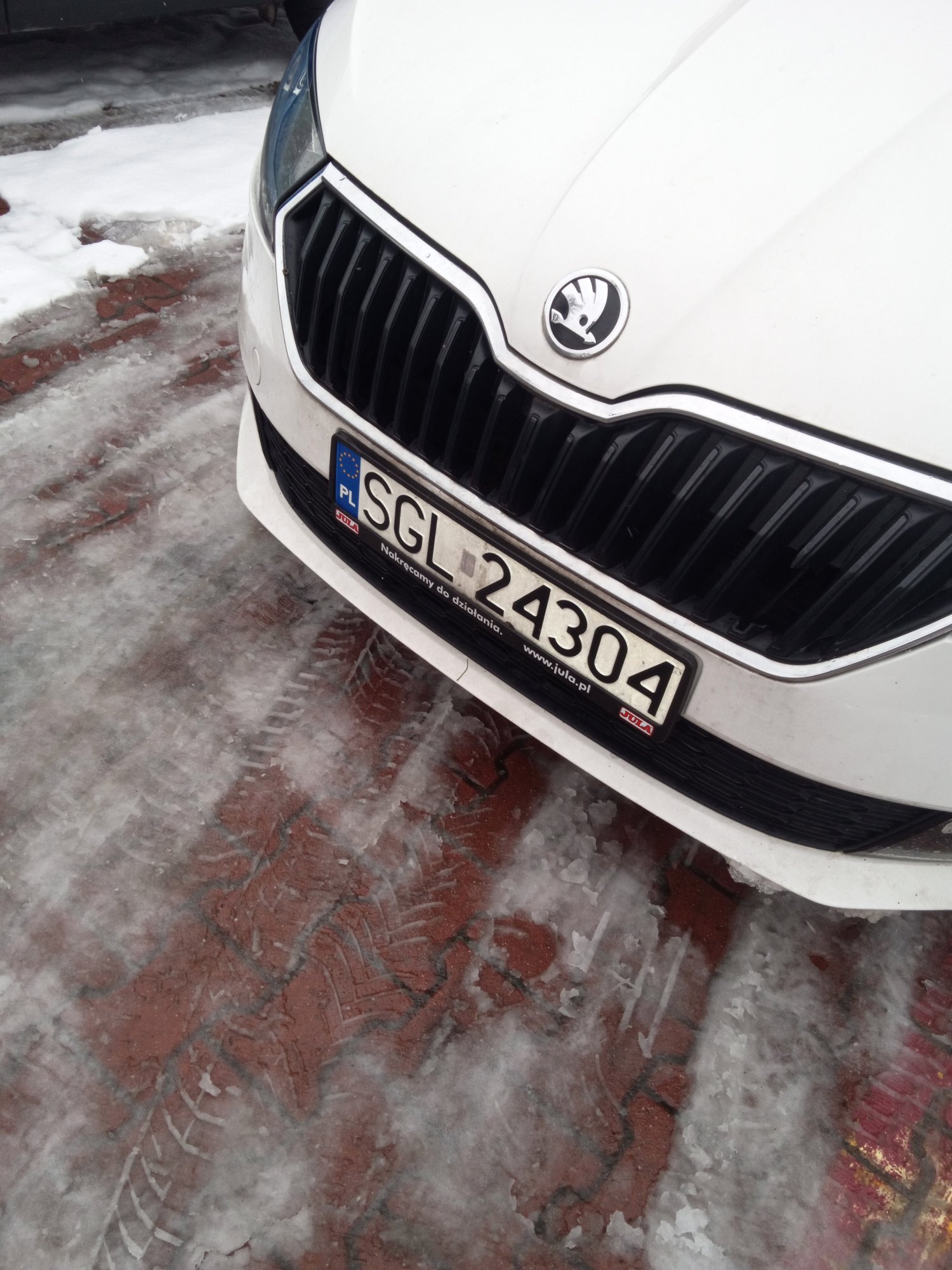 Numer rejestracyjny SGL 24304 posiada SKODA FABIA - SGL24304