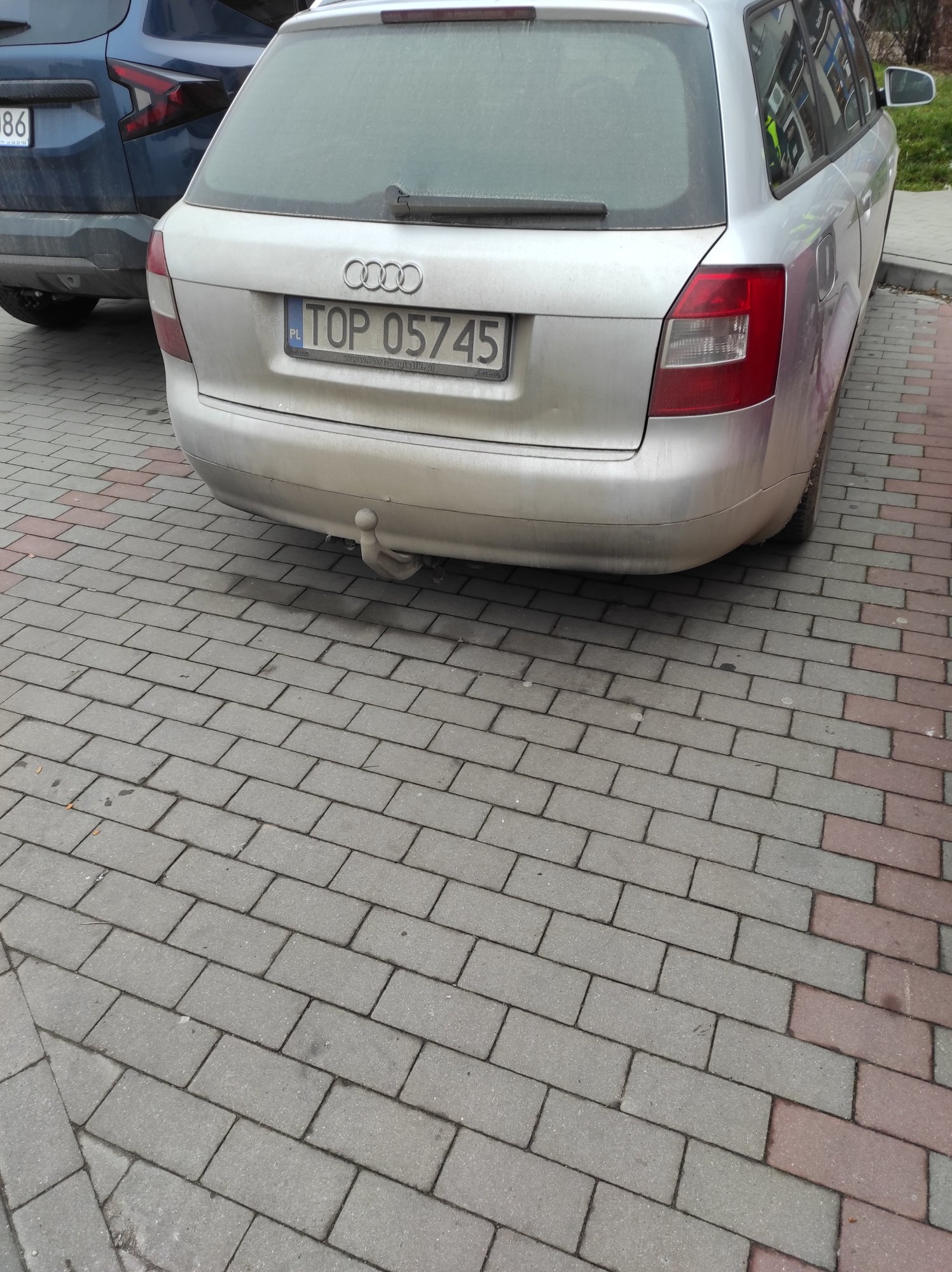 Numer rejestracyjny TOP 05745 posiada AUDI A4 AVANT - TOP05745 Numer rejestracyjny TOP 05745 posiada AUDI A4 AVANT - TOP05745