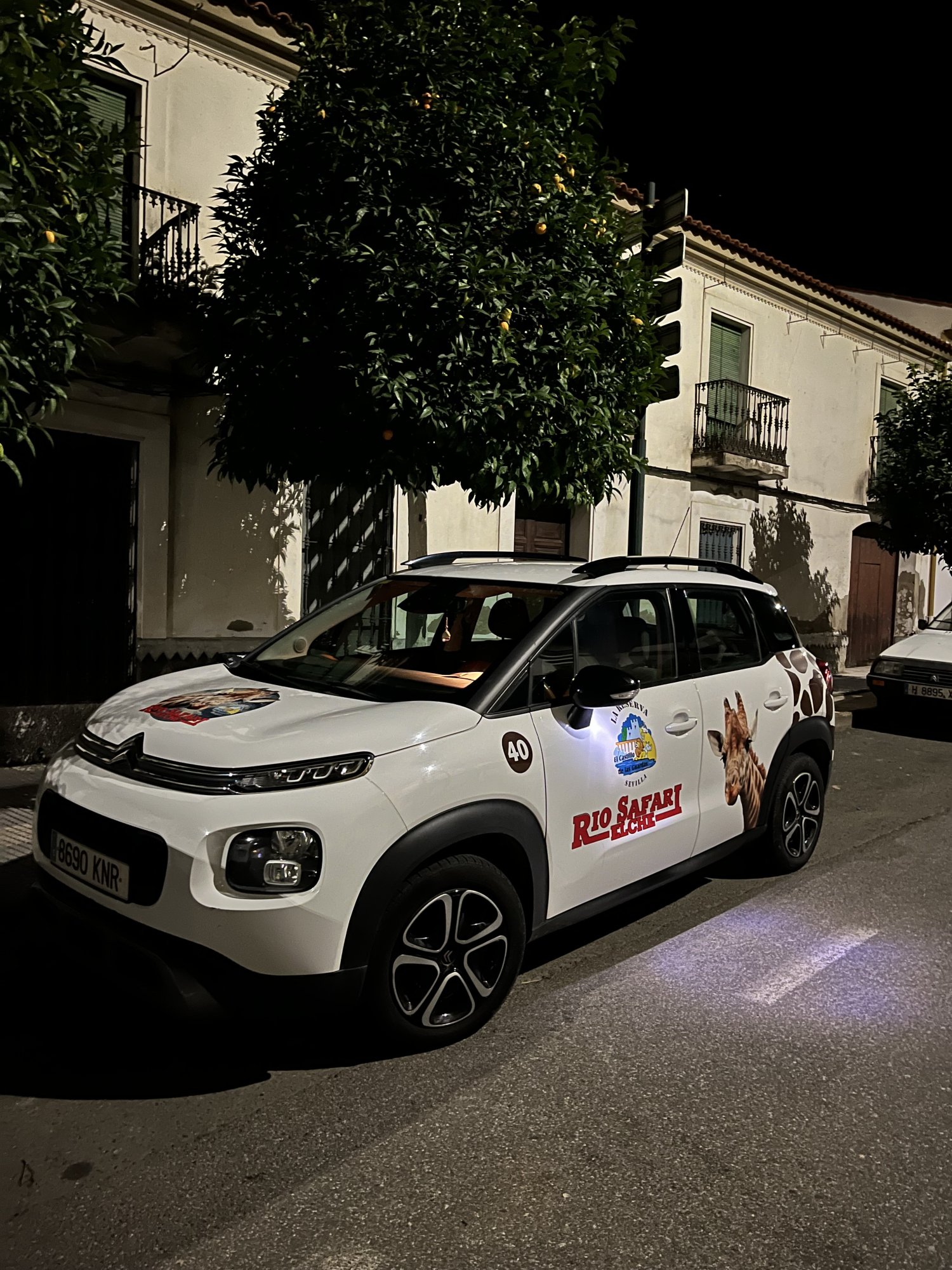Numer rejestracyjny 8690KNR posiada CITROEN C3 AIRCROSS