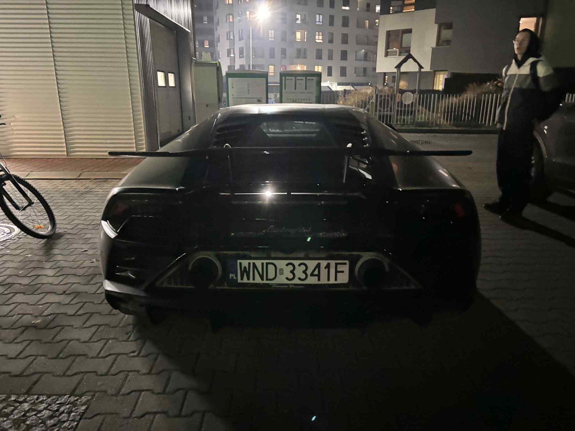 Numer rejestracyjny WND 3341F posiada LAMBORGHINI Urus MR`18 E6 Urus MR`18 E6 - WND3341F