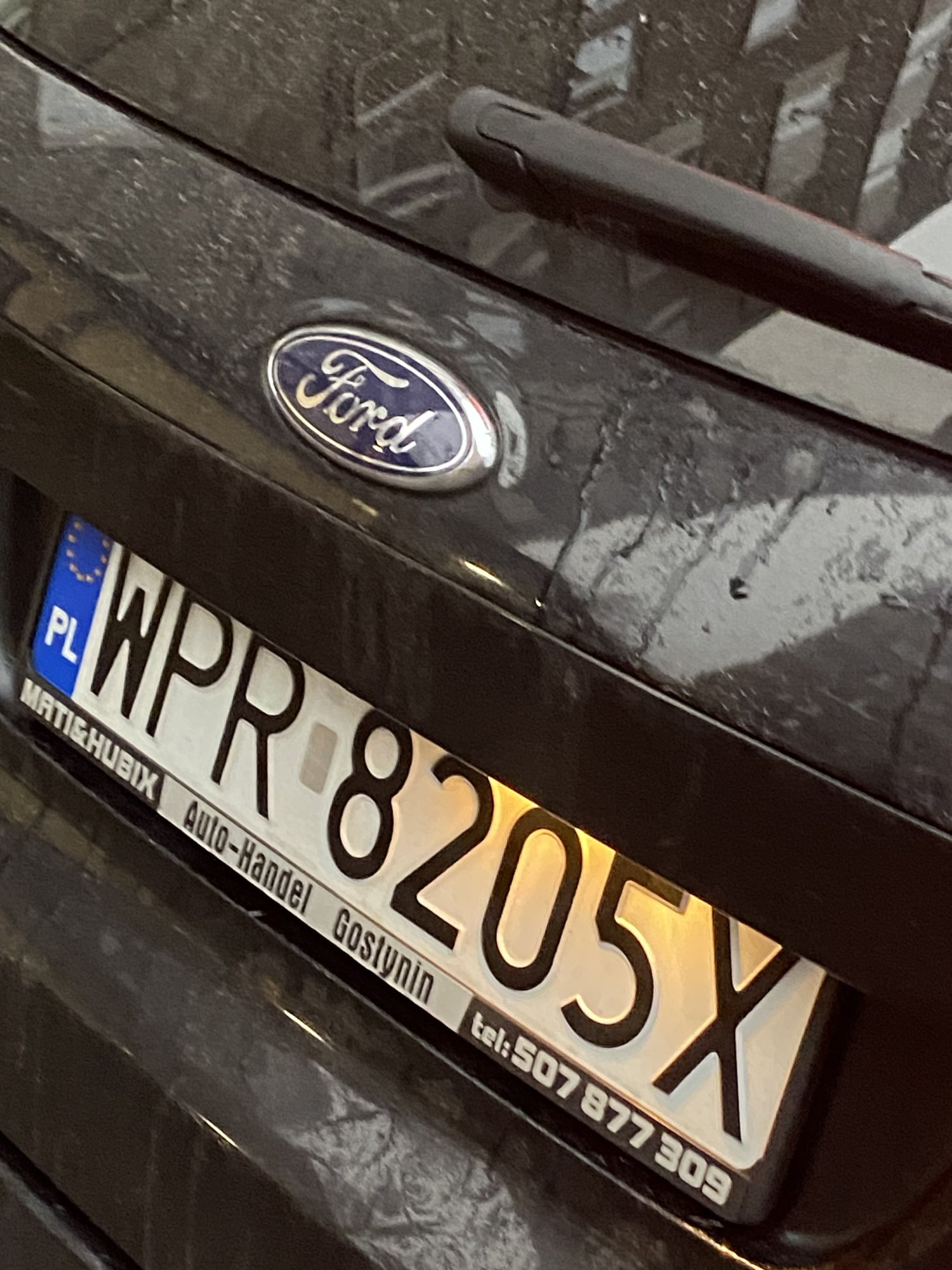 Numer rejestracyjny WPR 8205X posiada FORD MONDEO - WPR8205X