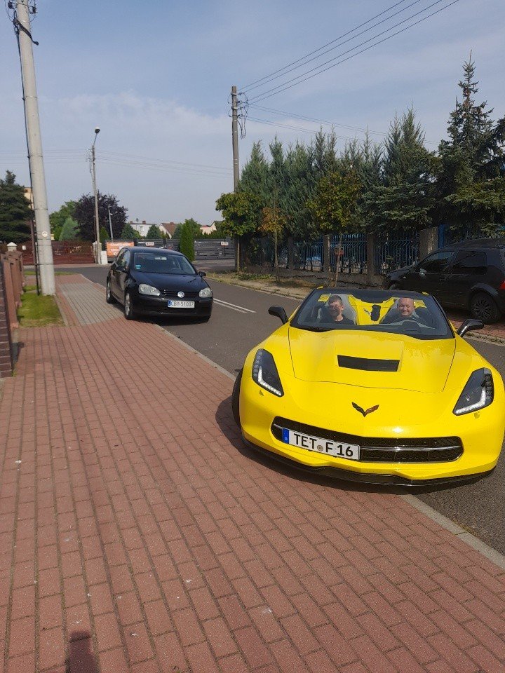 Numer rejestracyjny TET 016 posiada Chevrolet Corvette - TET016