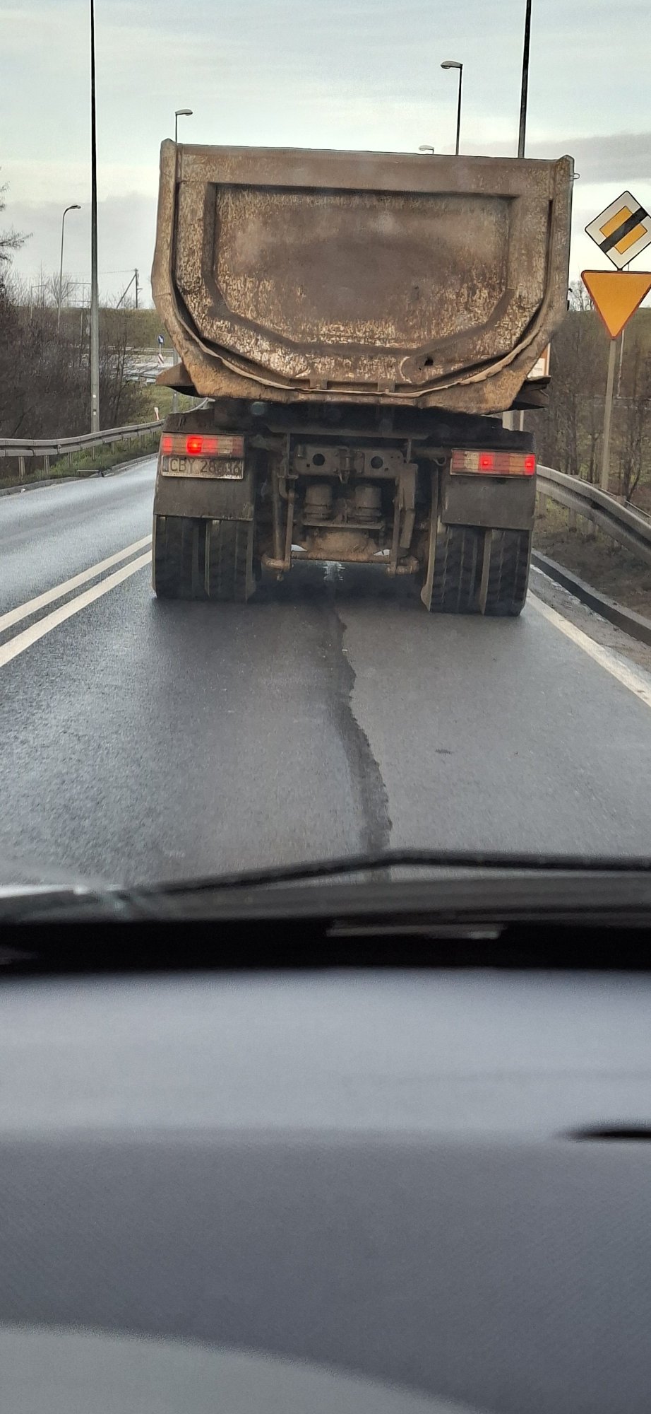 Numer rejestracyjny CBY 28KG posiada OPEL Kadett E 1.6i Kat. LS - CBY28KG Numer rejestracyjny CBY 28KG posiada OPEL Kadett E 1.6i Kat. LS - CBY28KG