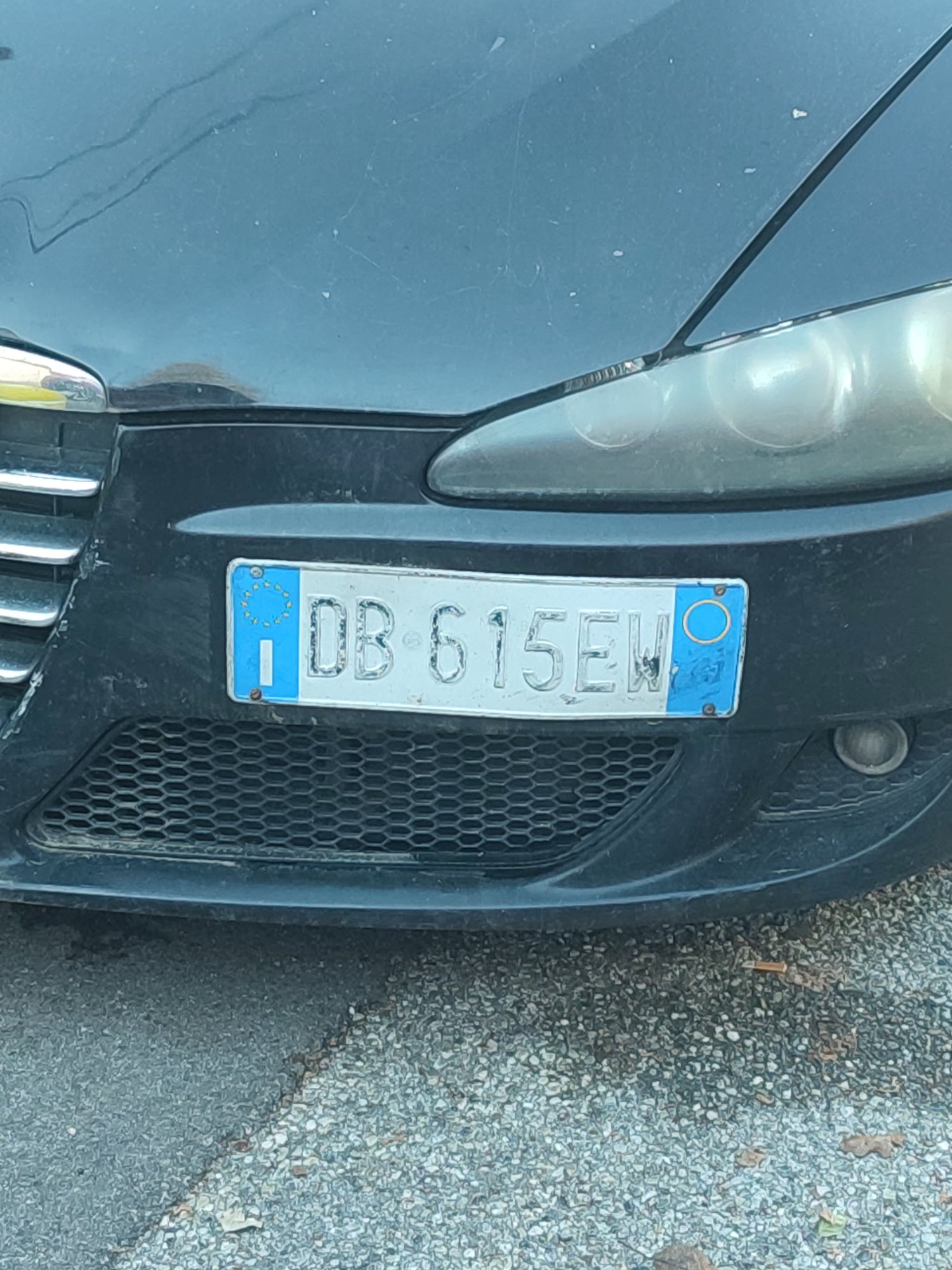 Numer rejestracyjny DB615EW posiada ALFA ROMEO 147 2a serie