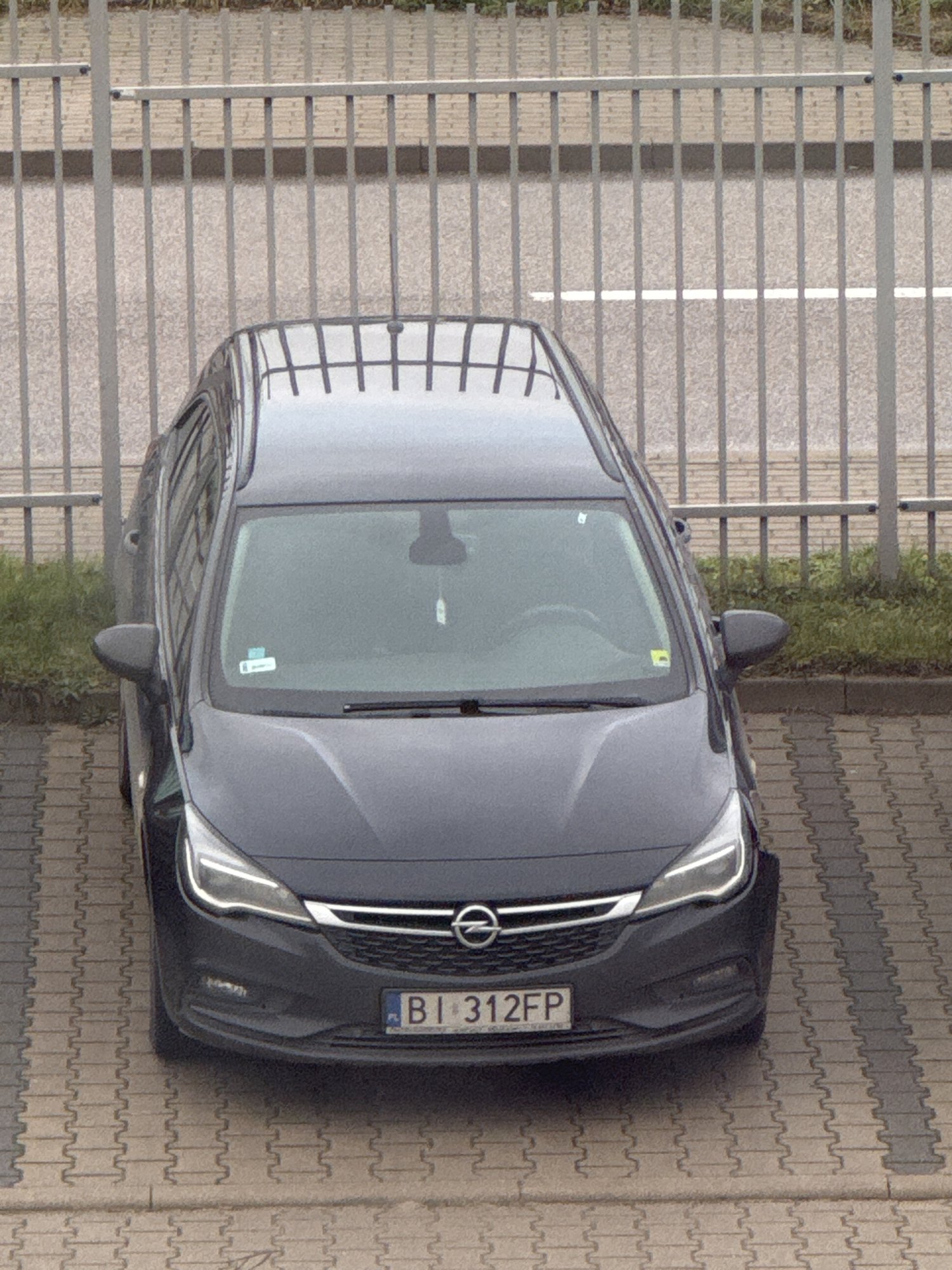 Numer rejestracyjny BI 312FP posiada OPEL ASTRA SPORTS TOURER - BI312FP