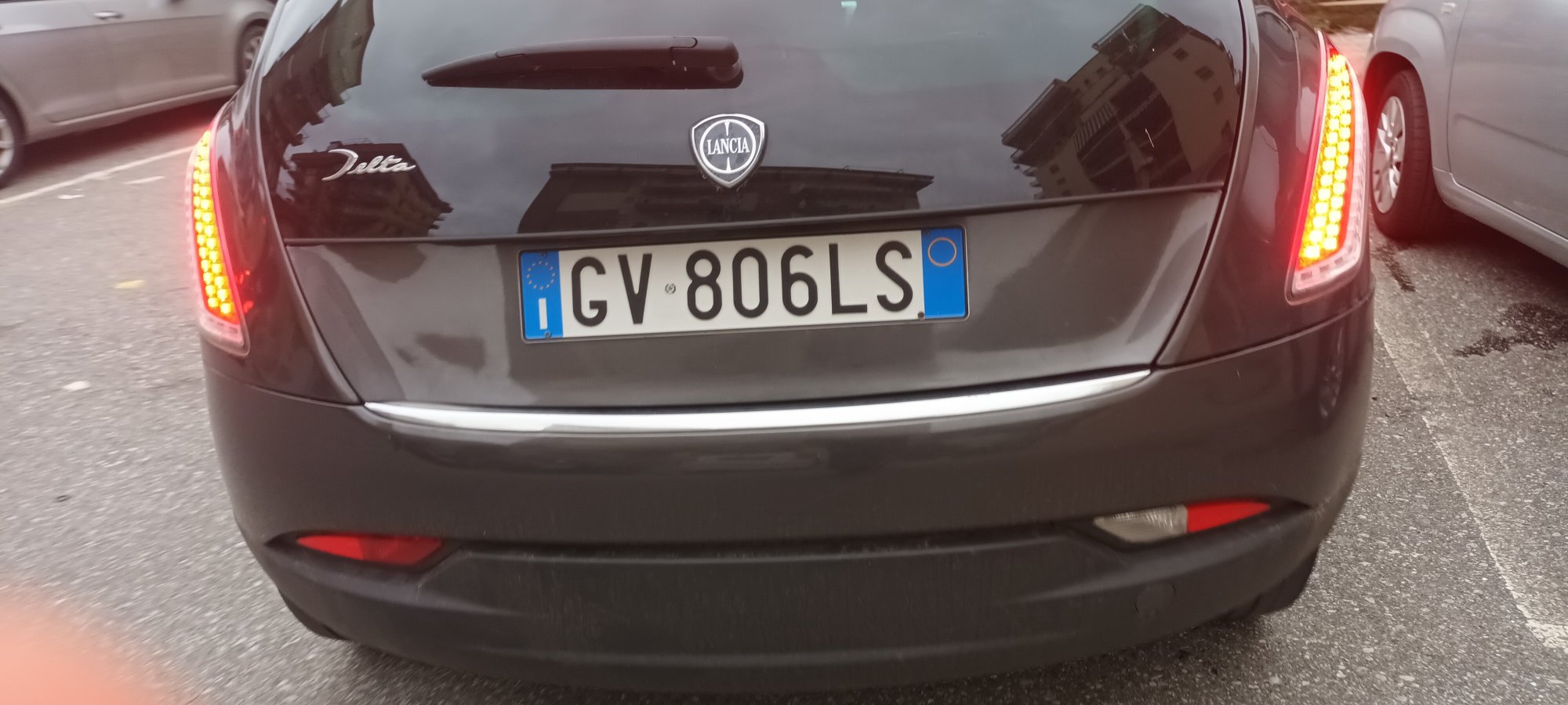 Numer rejestracyjny GV806LS posiada LANCIA Delta