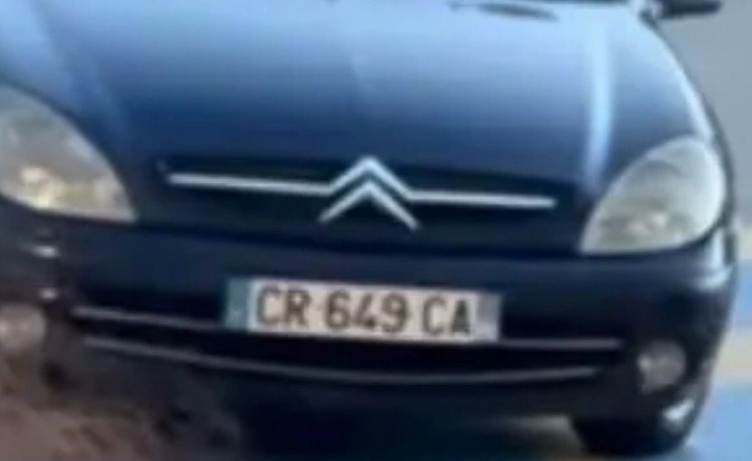 Numer rejestracyjny CR649CA posiada CITROEN XSARA