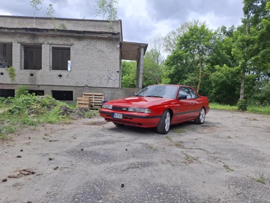 Numer rejestracyjny N7V5 posiada MAZDA 626 2.0i Kat. MR`87 LX