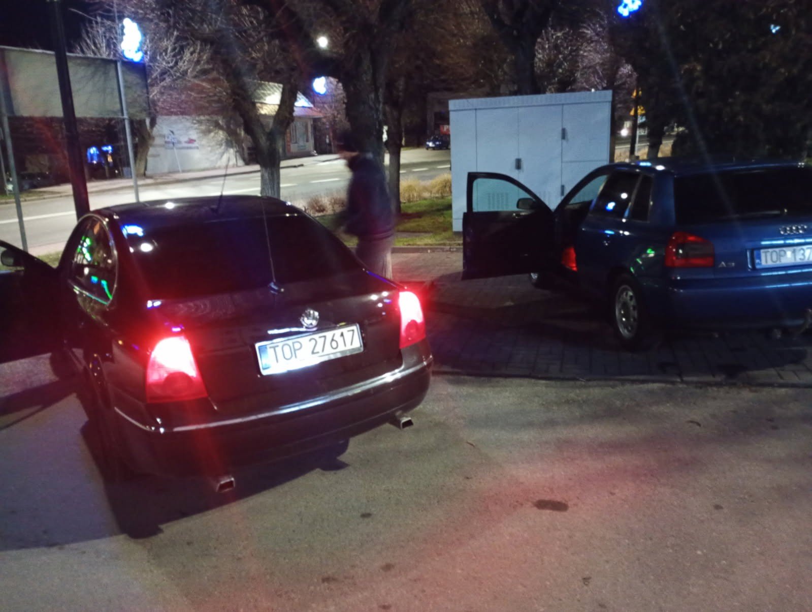 Numer rejestracyjny TOP 27617 posiada VOLKSWAGEN PASSAT - TOP27617