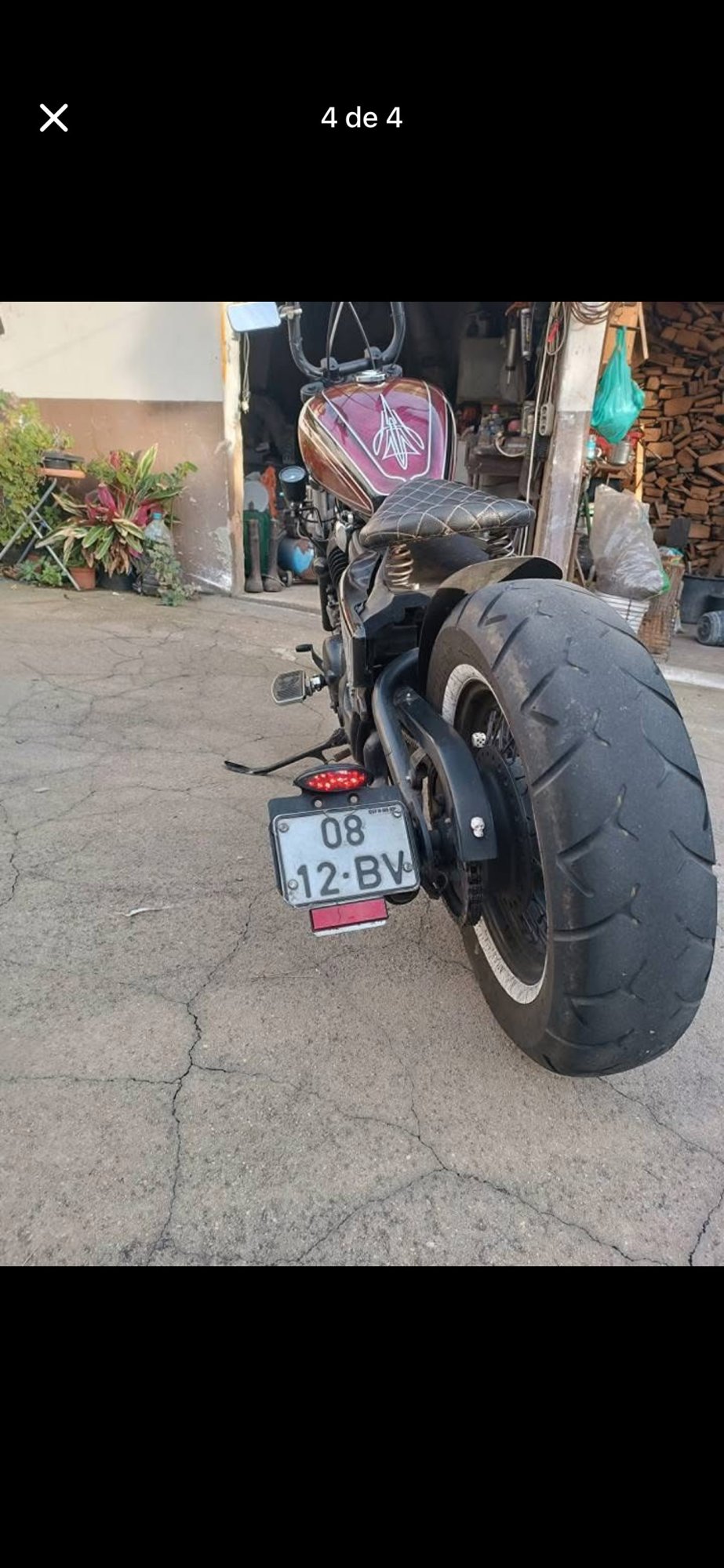 Numer rejestracyjny 0812BV posiada  