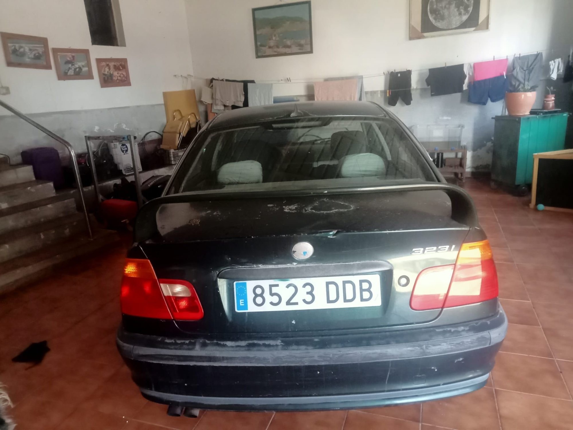 Numer rejestracyjny 8523DDB posiada BMW SERIE 3