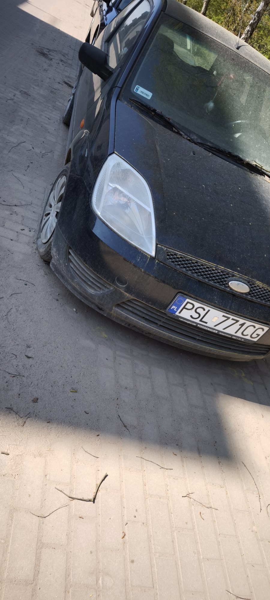 Il numero di registrazione PSL 771CG ha FORD Fiesta 1.3i MR`02 E3 Fiesta - PSL771CG