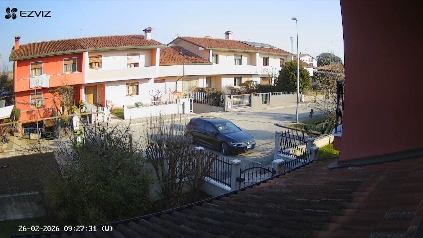 Numer rejestracyjny FL018CA posiada FIAT Punto 4a serie