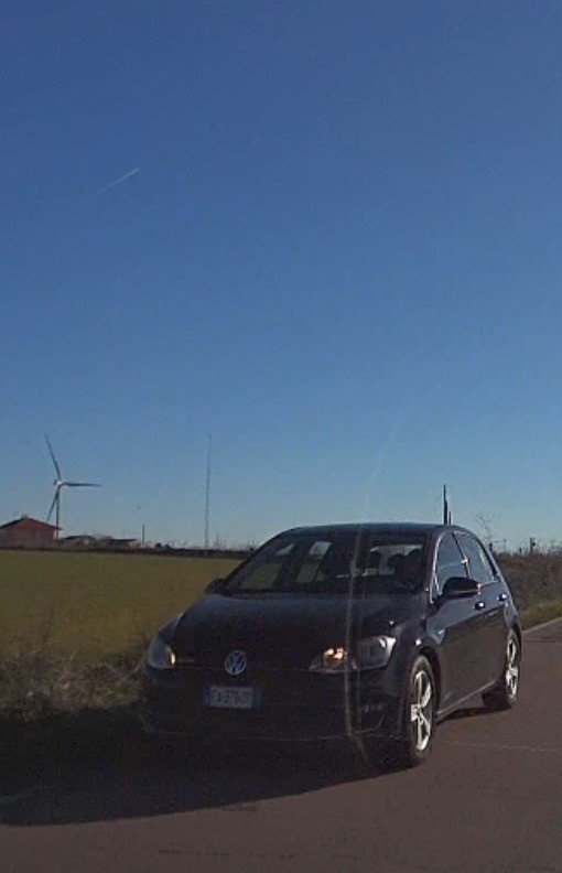 Numer rejestracyjny FF473XX posiada NISSAN Juke 1a serie