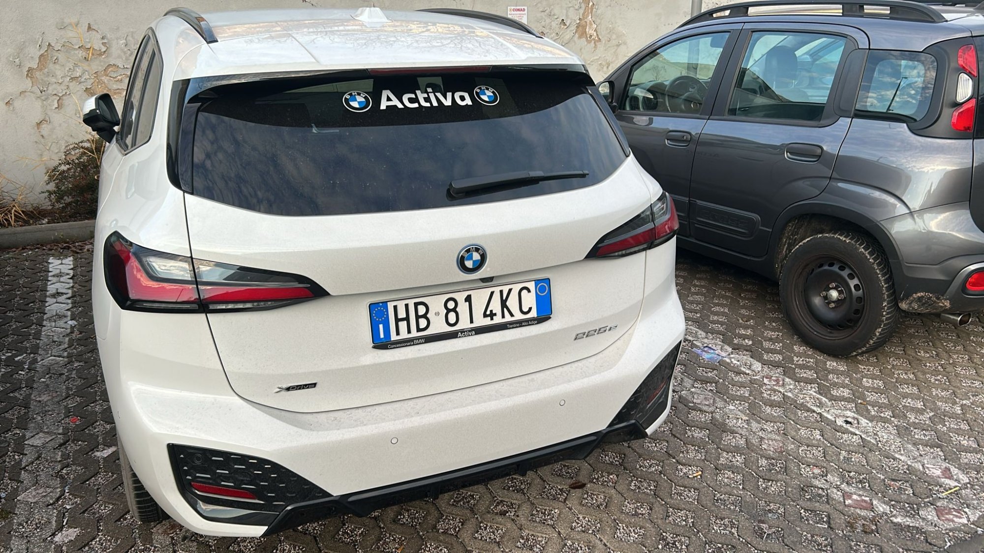 Numer rejestracyjny HB814KC posiada BMW Serie 2 A.T. Numer rejestracyjny HB814KC posiada BMW Serie 2 A.T.