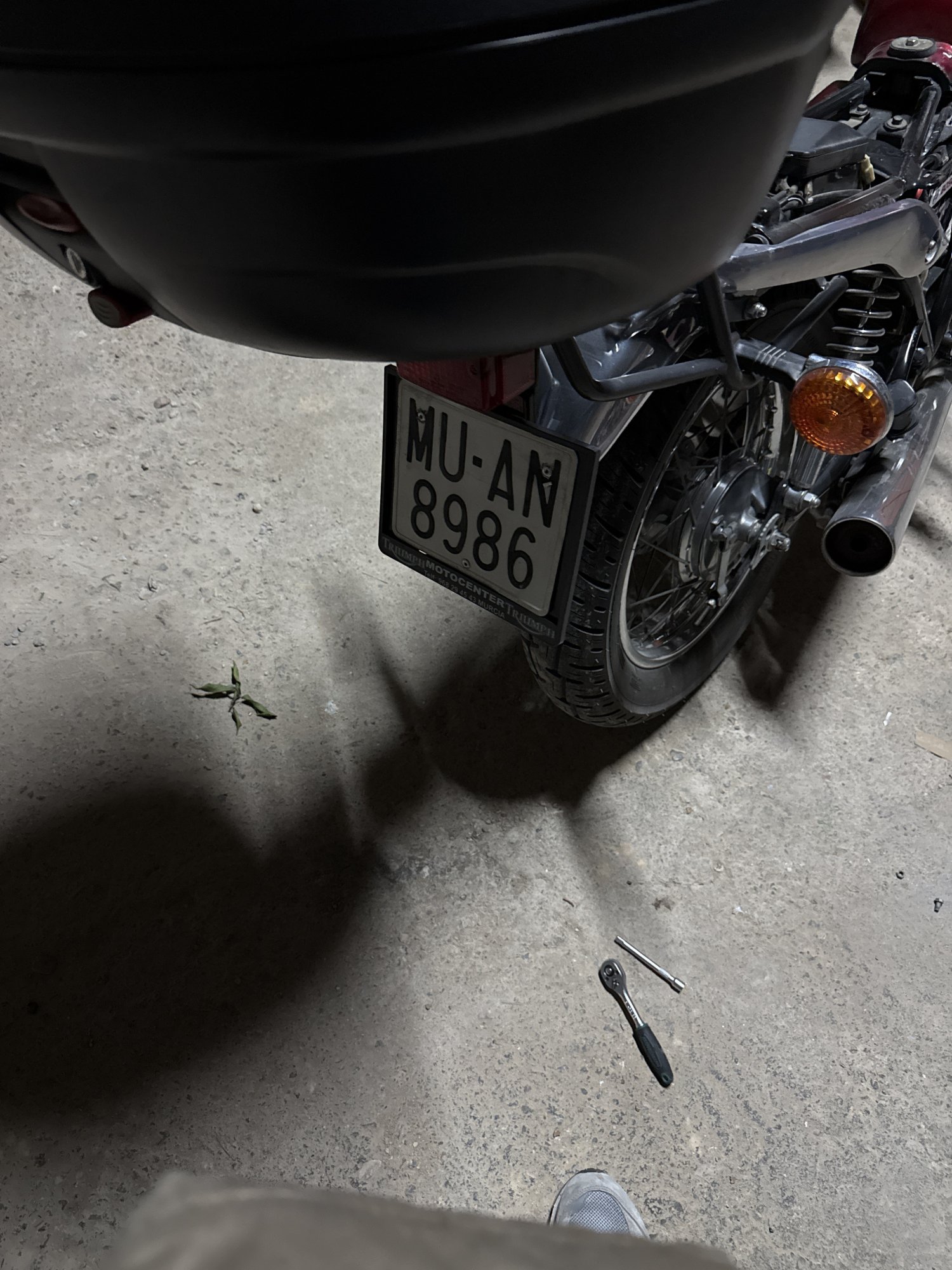 Numer rejestracyjny MUAN8986 posiada  