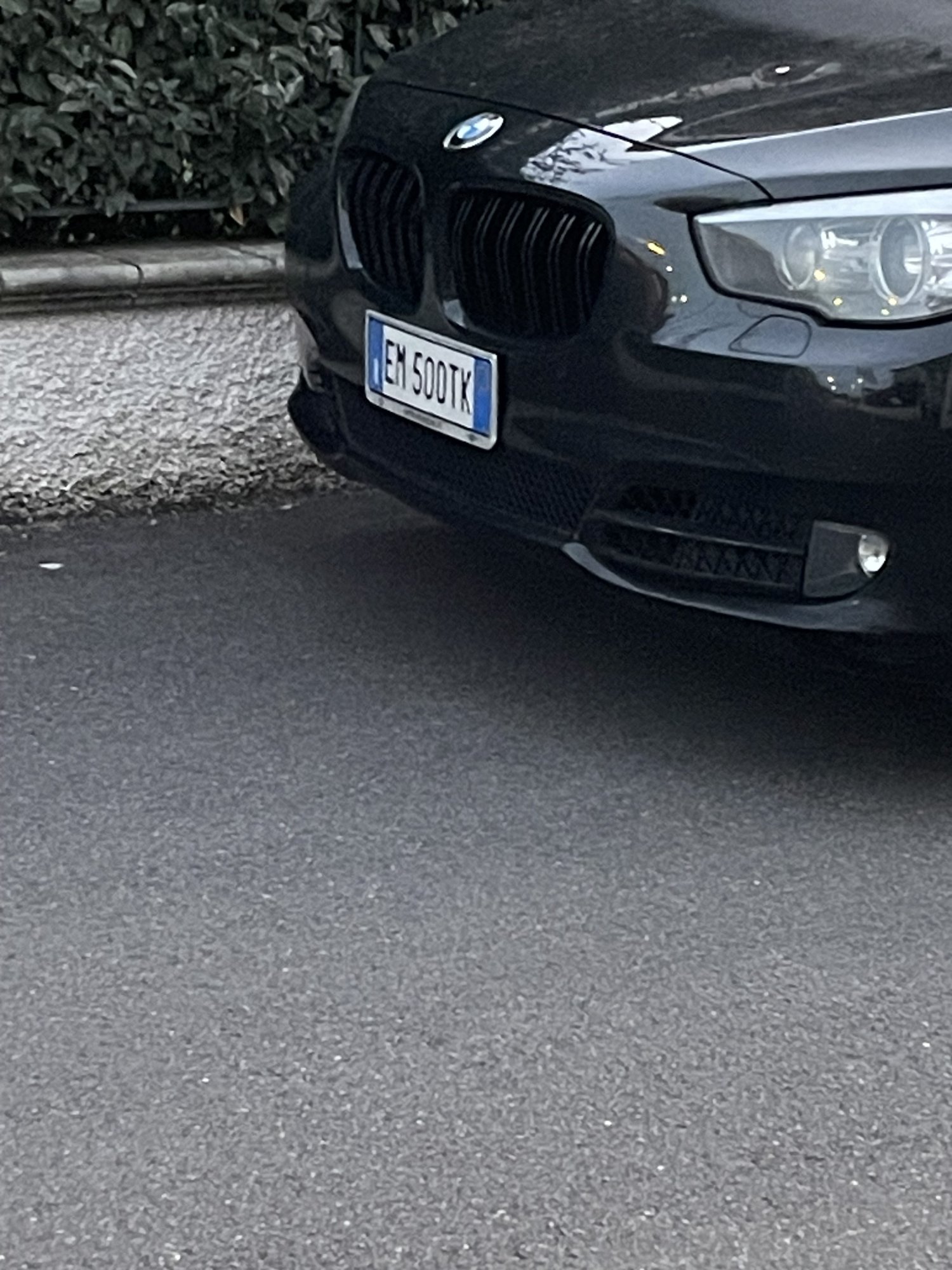 Numer rejestracyjny EM500TK posiada BMW Serie 5 G.T.