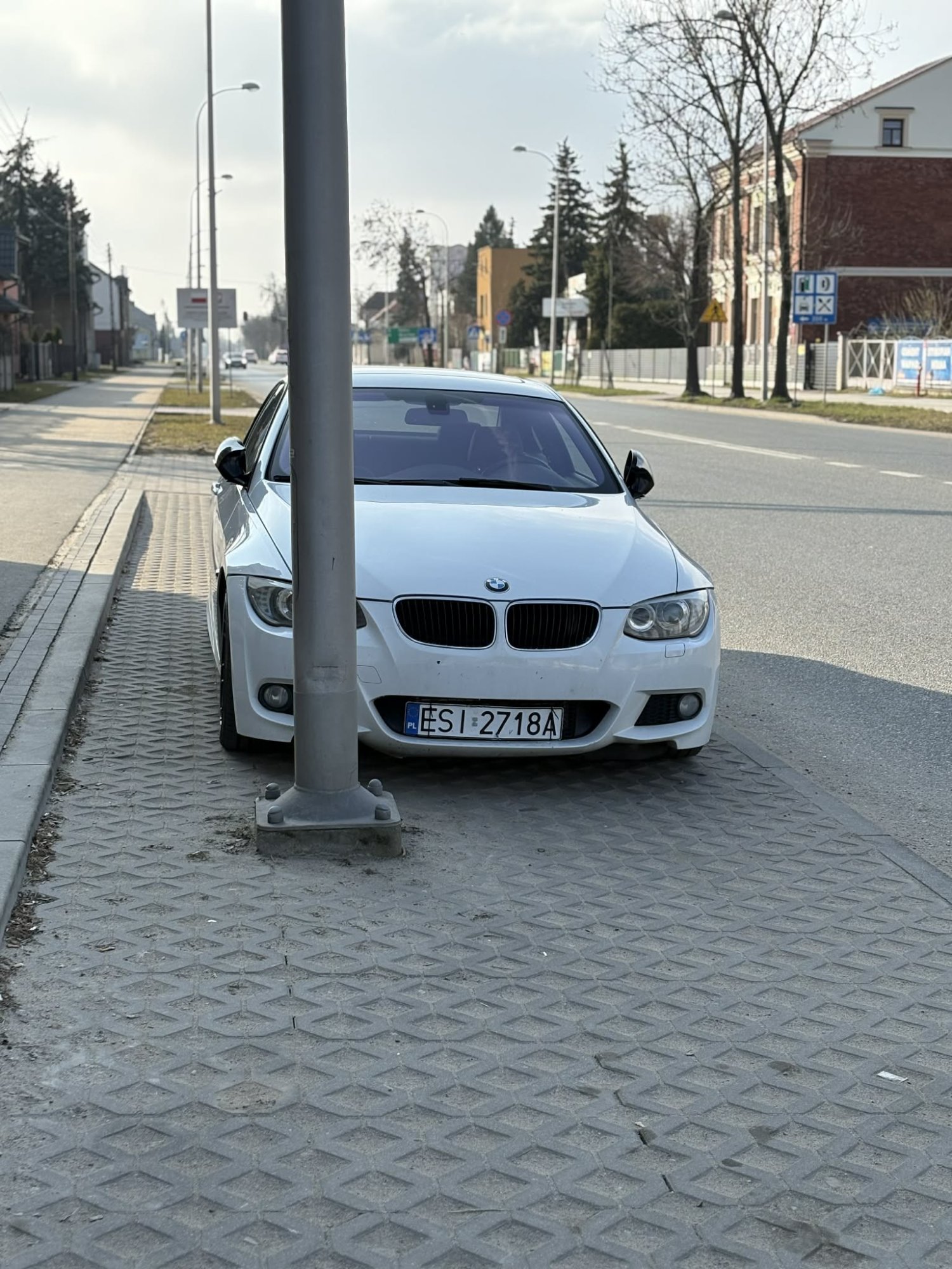 Numer rejestracyjny ESI 2718A posiada BMW X6 Diesel MR`08 E4 E71 xDrive35d Step - ESI2718A