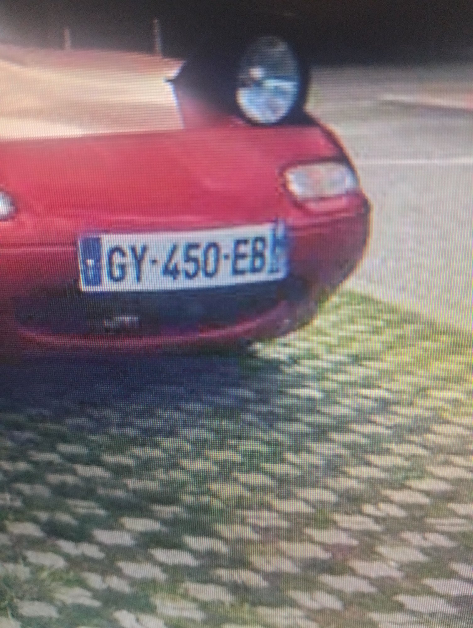 Numer rejestracyjny CY450EB posiada PEUGEOT 106 POP ART 1.1E