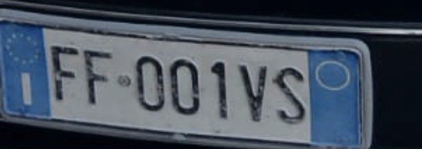Numer rejestracyjny FF001VS posiada AUDI A6 4a serie